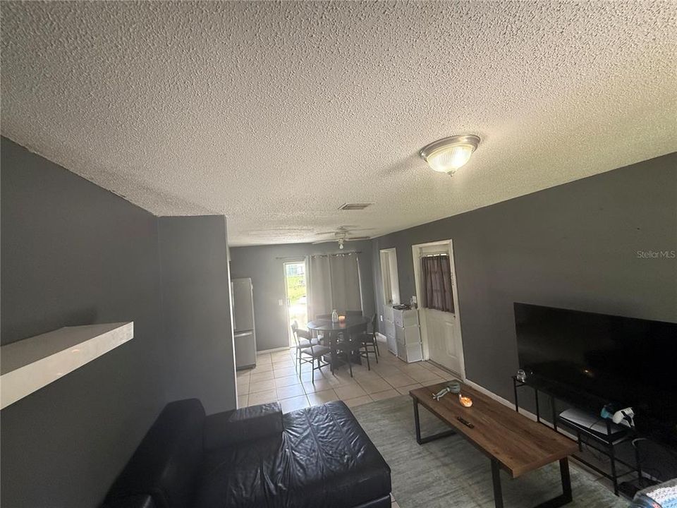 En Venta: $240,000 (3 camas, 1 baños, 1032 Pies cuadrados)