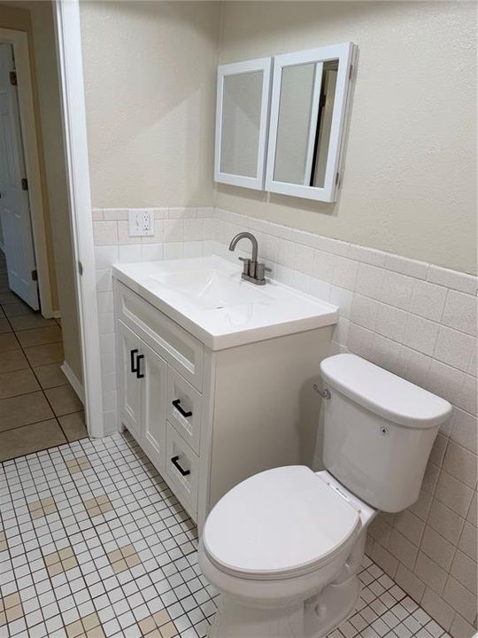 Activo con contrato: $175,000 (3 camas, 1 baños, 1077 Pies cuadrados)