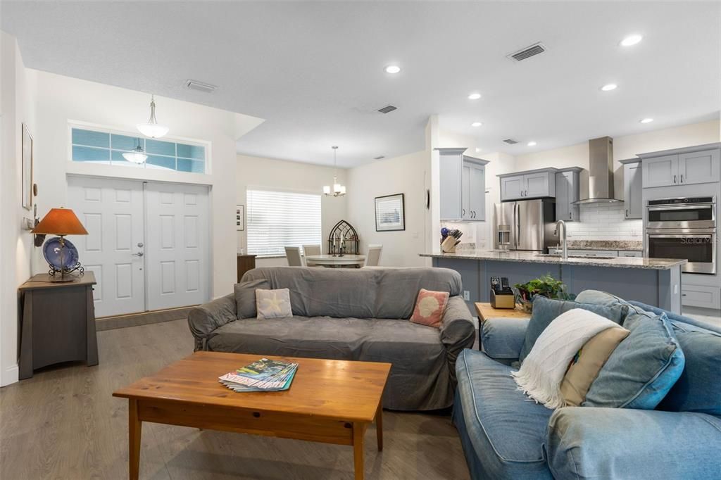 For Sale: $490,000 (3 beds, 2 baths, 1622 Square Feet)