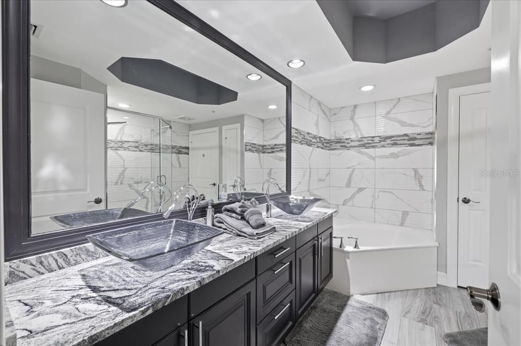 For Sale: $428,000 (3 beds, 2 baths, 1506 Square Feet)