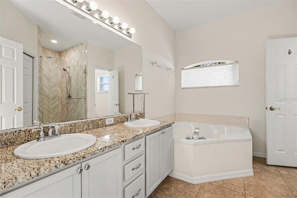 For Sale: $625,000 (4 beds, 3 baths, 2416 Square Feet)