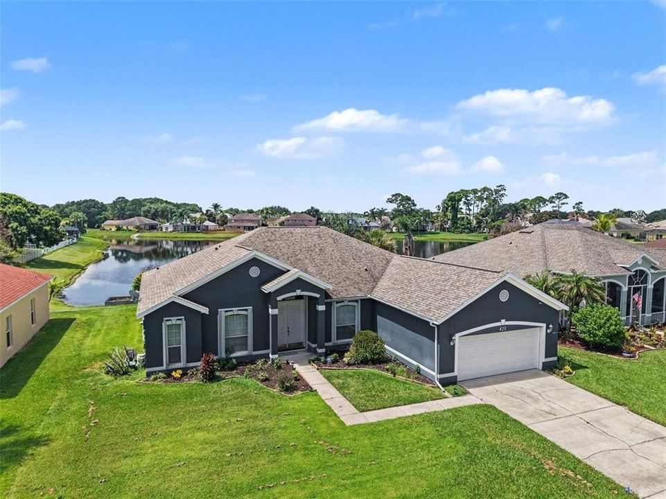 For Sale: $625,000 (4 beds, 3 baths, 2416 Square Feet)