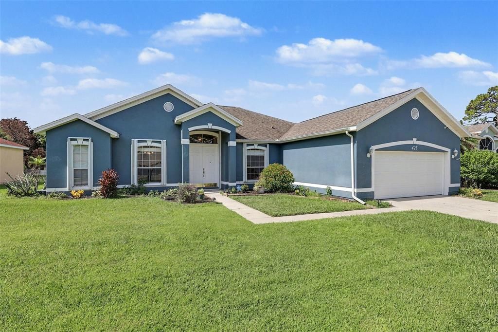 For Sale: $625,000 (4 beds, 3 baths, 2416 Square Feet)