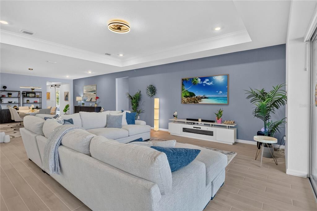 En Venta: $799,900 (4 camas, 3 baños, 3000 Pies cuadrados)