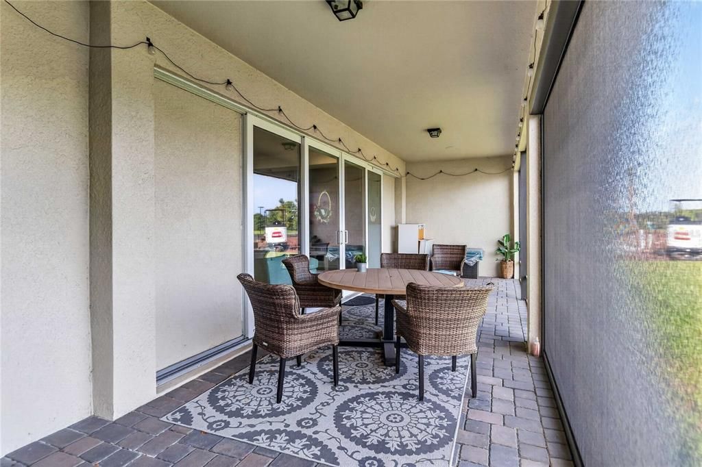 En Venta: $799,900 (4 camas, 3 baños, 3000 Pies cuadrados)