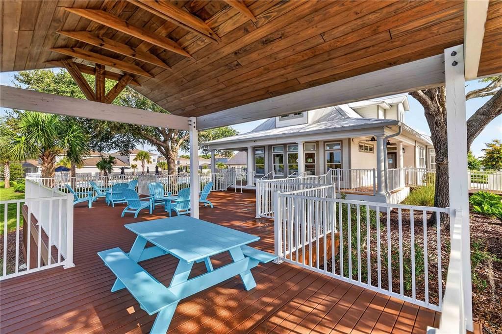 En Venta: $799,900 (4 camas, 3 baños, 3000 Pies cuadrados)