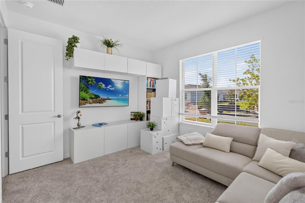 En Venta: $799,900 (4 camas, 3 baños, 3000 Pies cuadrados)