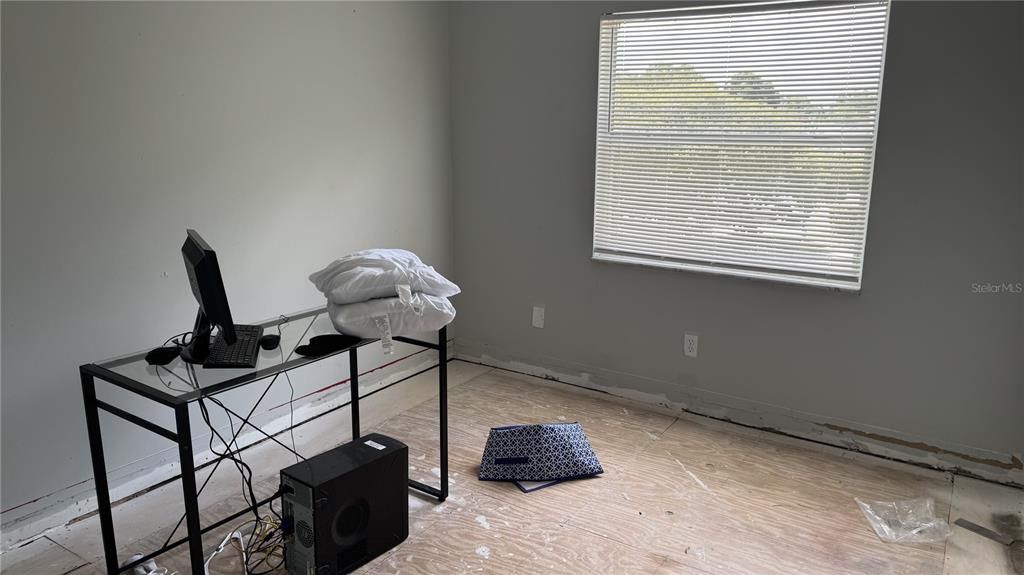 For Sale: $375,000 (4 beds, 2 baths, 1776 Square Feet)