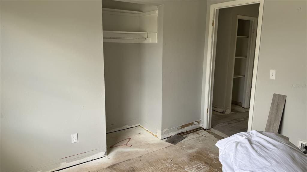 For Sale: $375,000 (4 beds, 2 baths, 1776 Square Feet)