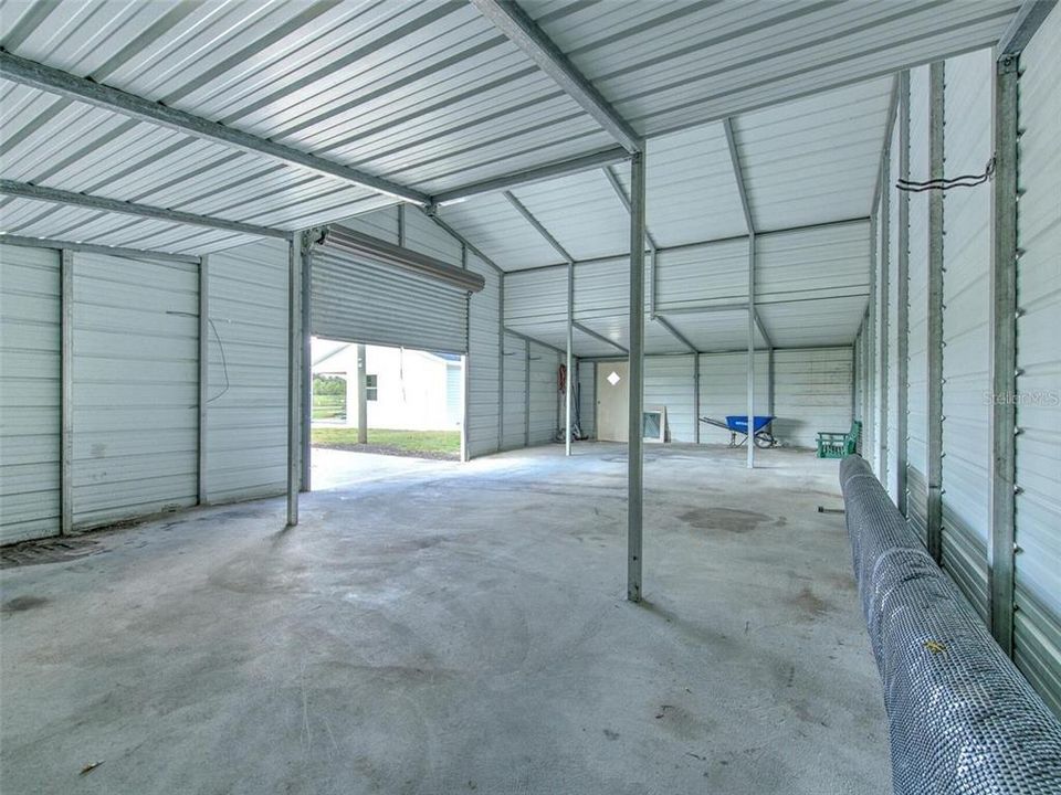 En Venta: $775,000 (3 camas, 3 baños, 2327 Pies cuadrados)