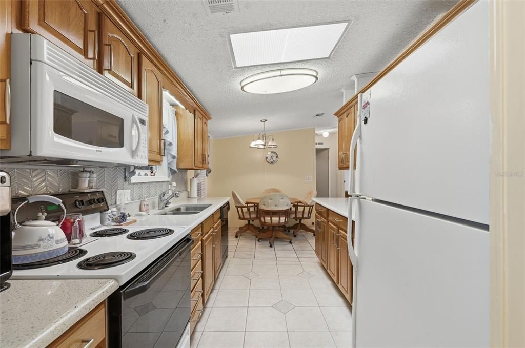 Activo con contrato: $199,900 (3 camas, 2 baños, 1152 Pies cuadrados)