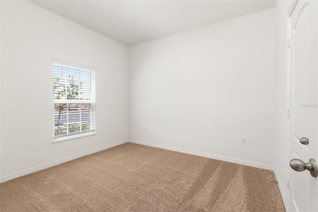 For Sale: $314,900 (4 beds, 2 baths, 1863 Square Feet)