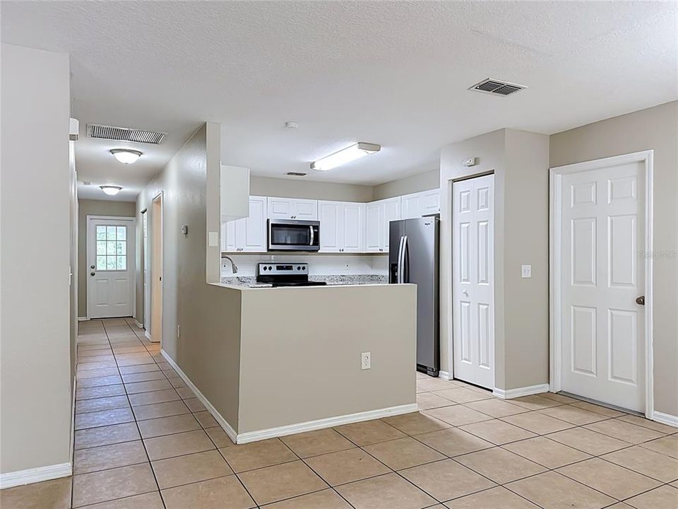 For Sale: $270,000 (3 beds, 2 baths, 1345 Square Feet)