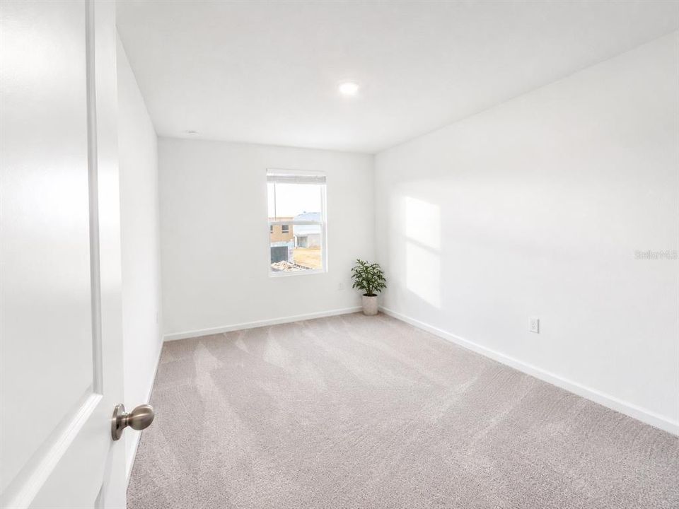 На продажу: $569,900 (4 спален, 2 ванн, 2506 Квадратных фут)