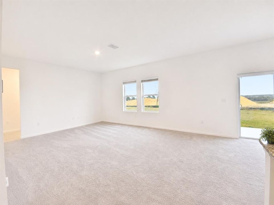 На продажу: $569,900 (4 спален, 2 ванн, 2506 Квадратных фут)