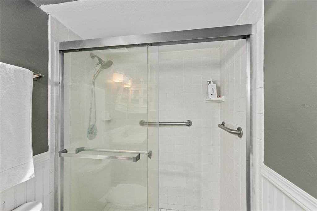 For Sale: $110,000 (2 beds, 2 baths, 1138 Square Feet)