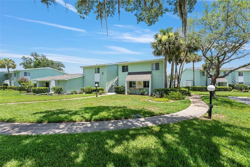 For Sale: $110,000 (2 beds, 2 baths, 1138 Square Feet)