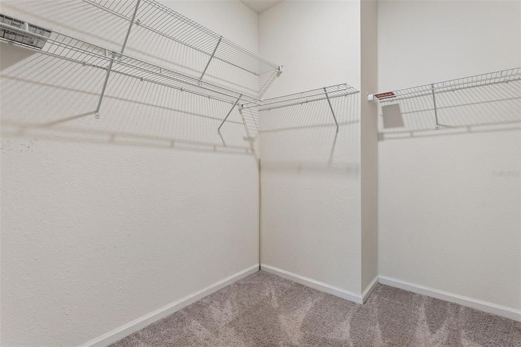 For Sale: $325,000 (3 beds, 2 baths, 1174 Square Feet)