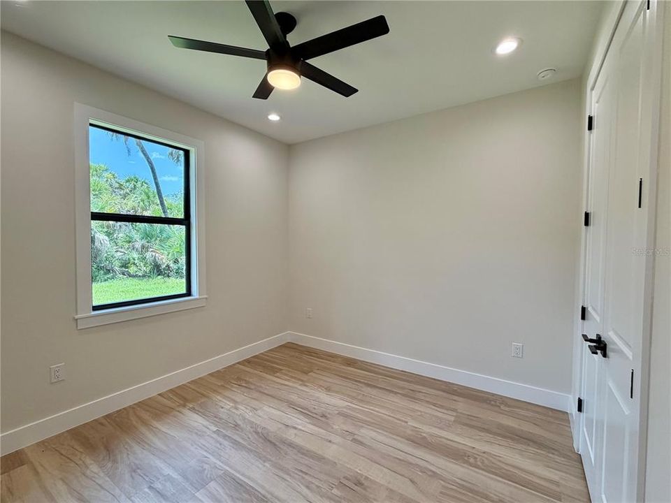 En Venta: $359,900 (3 camas, 2 baños, 1589 Pies cuadrados)