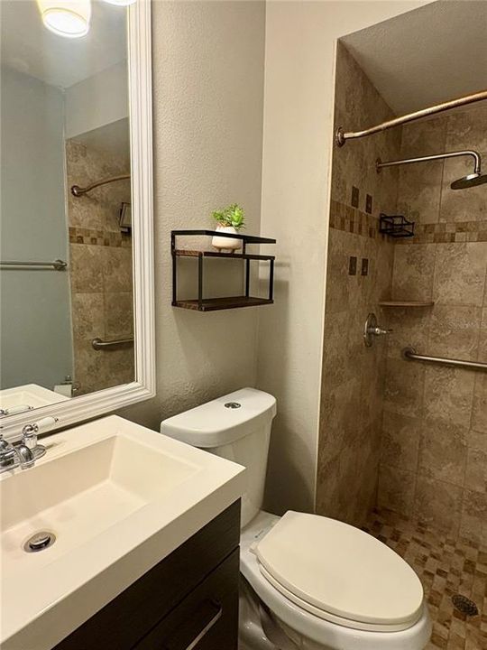 На продажу: $369,000 (3 спален, 2 ванн, 1133 Квадратных фут)