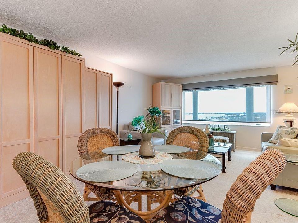 For Rent: $1,750 (1 beds, 1 baths, 485 Square Feet)