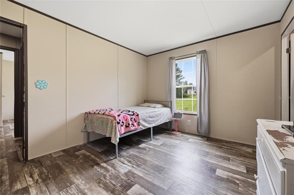 En Venta: $250,000 (5 camas, 3 baños, 2052 Pies cuadrados)