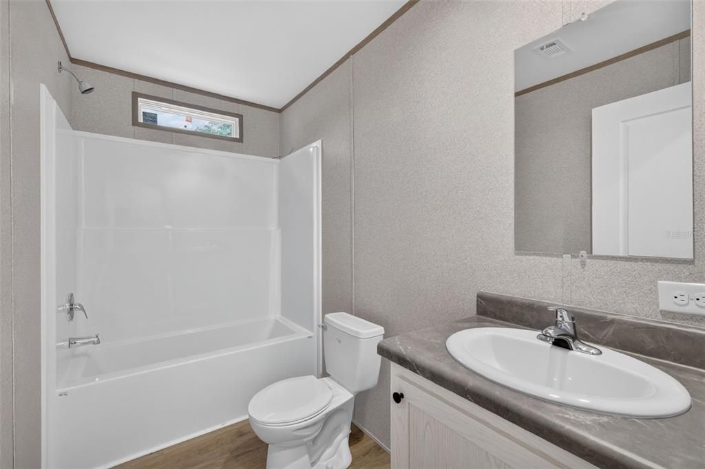 En Venta: $225,000 (3 camas, 2 baños, 1067 Pies cuadrados)