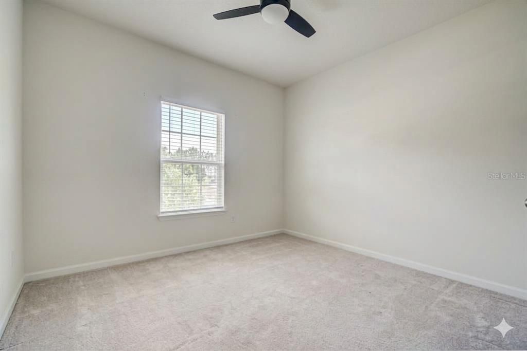 For Sale: $299,900 (3 beds, 2 baths, 1292 Square Feet)