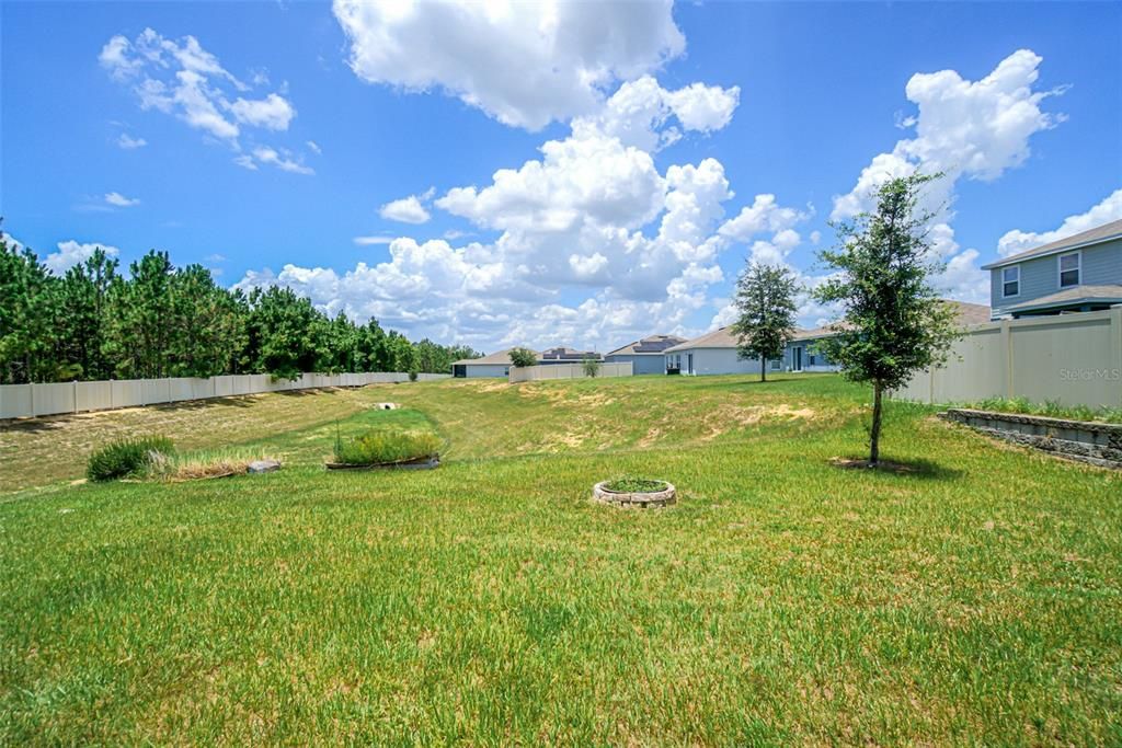 For Sale: $299,900 (3 beds, 2 baths, 1292 Square Feet)