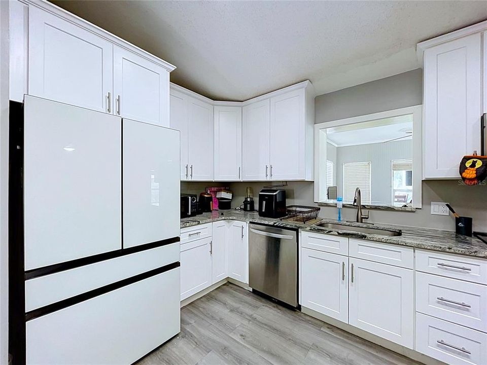 На продажу: $345,000 (3 спален, 2 ванн, 1790 Квадратных фут)