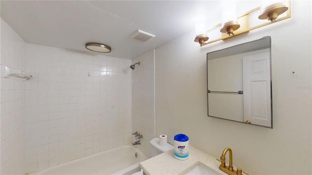 En Venta: $209,990 (4 camas, 2 baños, 1437 Pies cuadrados)
