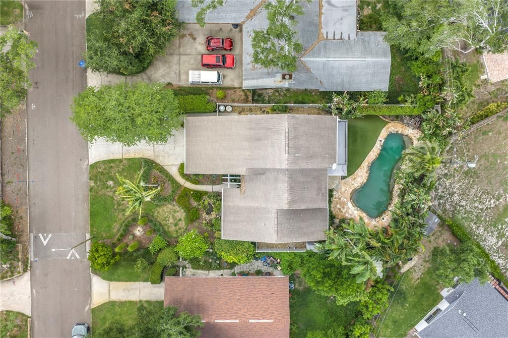 Activo con contrato: $995,000 (3 camas, 3 baños, 2365 Pies cuadrados)