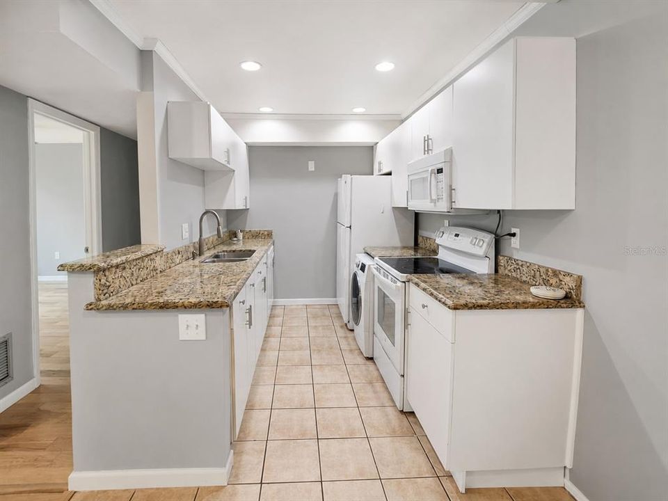 For Rent: $1,490 (2 beds, 2 baths, 897 Square Feet)