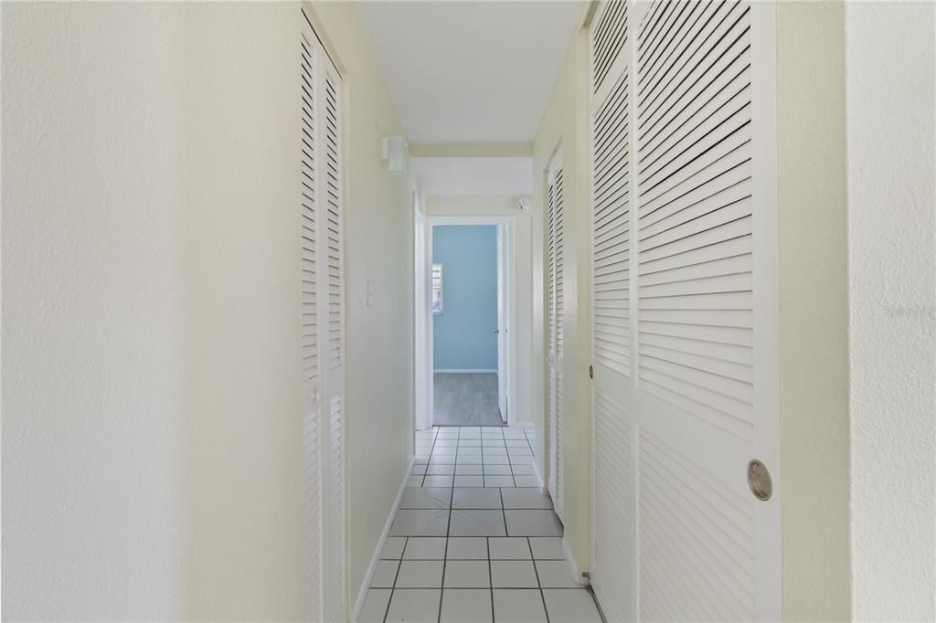For Rent: $2,000 (4 beds, 2 baths, 1306 Square Feet)