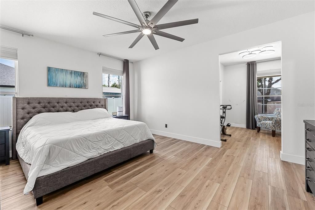 For Sale: $829,900 (5 beds, 3 baths, 3232 Square Feet)