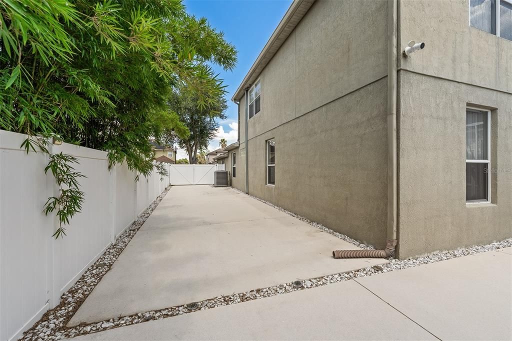 For Sale: $829,900 (5 beds, 3 baths, 3232 Square Feet)