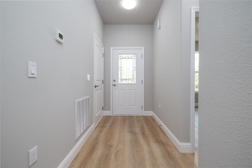 For Rent: $1,650 (3 beds, 2 baths, 1187 Square Feet)