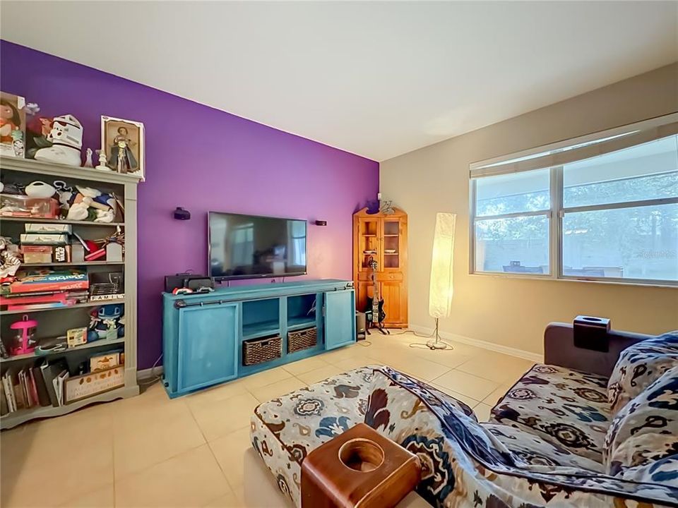 For Sale: $575,000 (4 beds, 3 baths, 2439 Square Feet)