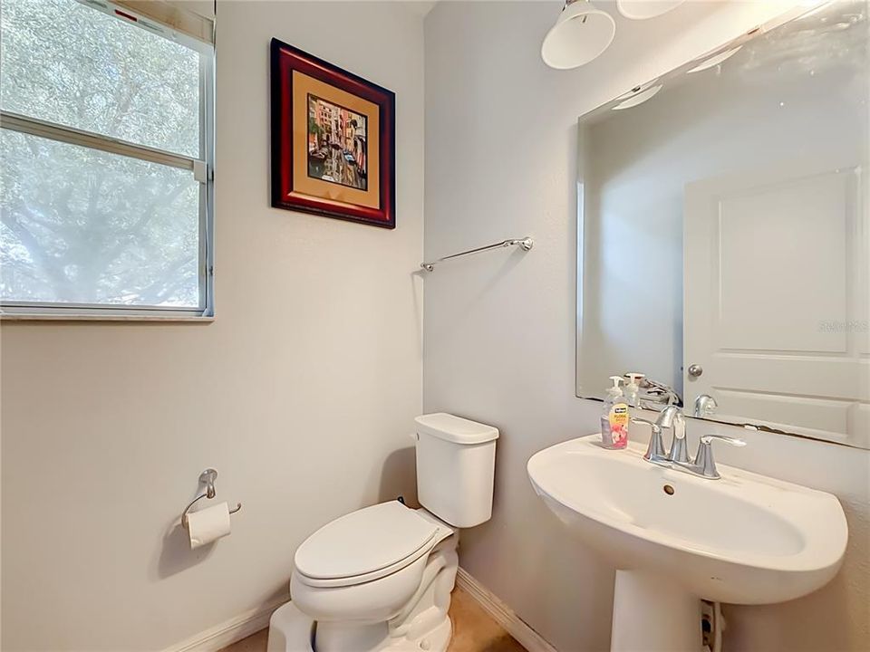 For Sale: $575,000 (4 beds, 3 baths, 2439 Square Feet)