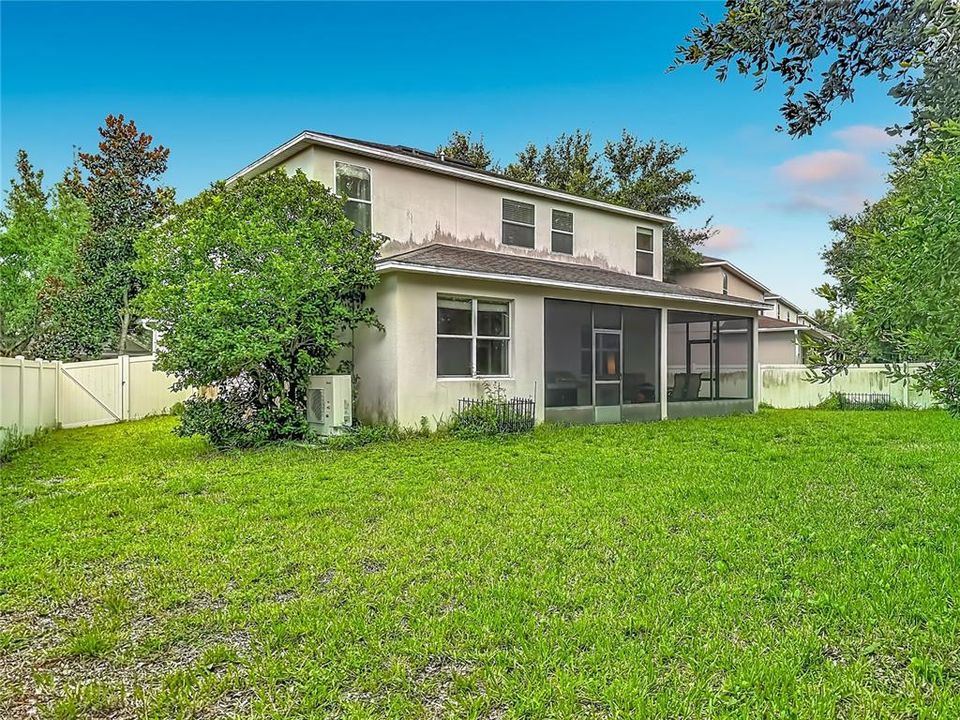 For Sale: $575,000 (4 beds, 3 baths, 2439 Square Feet)