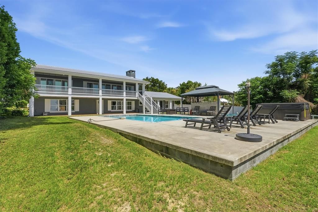 На продажу: $975,000 (5 спален, 4 ванн, 3456 Квадратных фут)