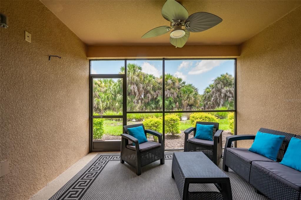 For Sale: $445,000 (2 beds, 2 baths, 1528 Square Feet)