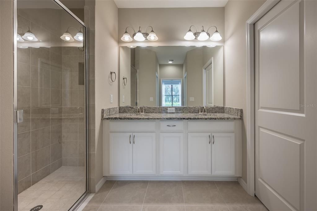 For Sale: $445,000 (2 beds, 2 baths, 1528 Square Feet)