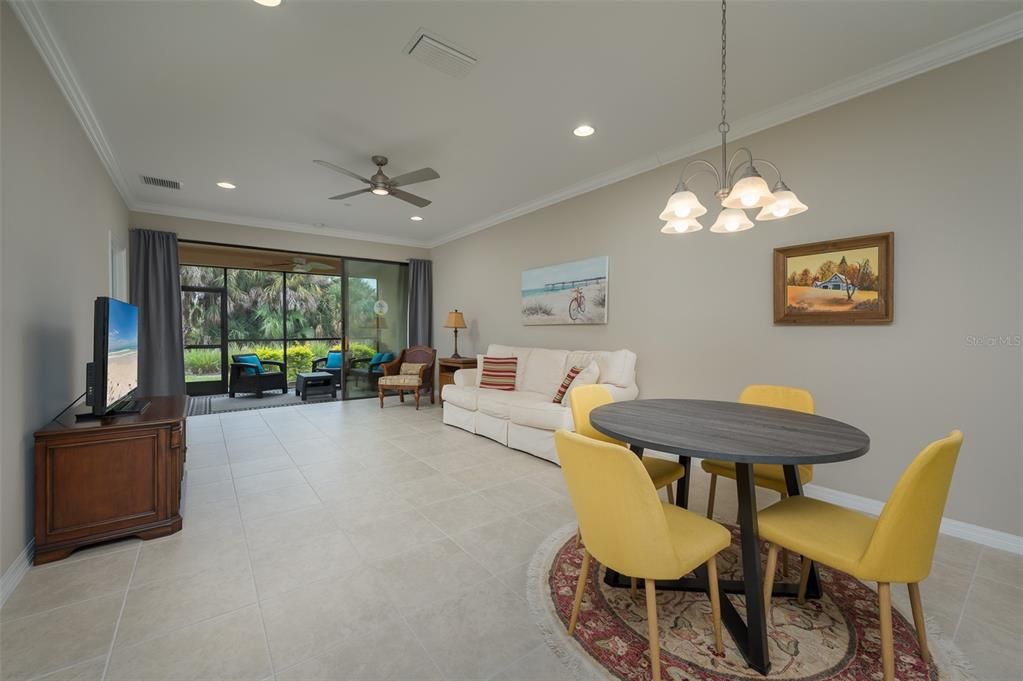 For Sale: $445,000 (2 beds, 2 baths, 1528 Square Feet)