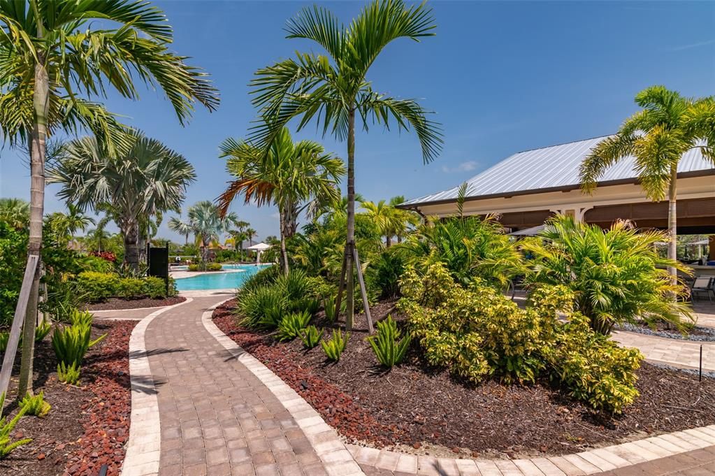 For Sale: $445,000 (2 beds, 2 baths, 1528 Square Feet)
