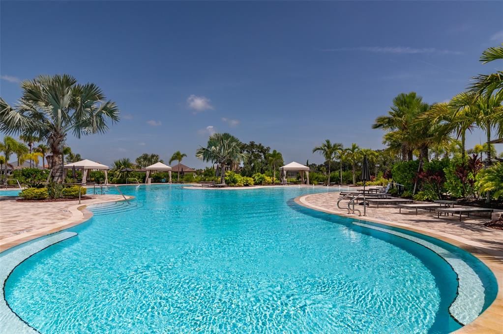 For Sale: $445,000 (2 beds, 2 baths, 1528 Square Feet)