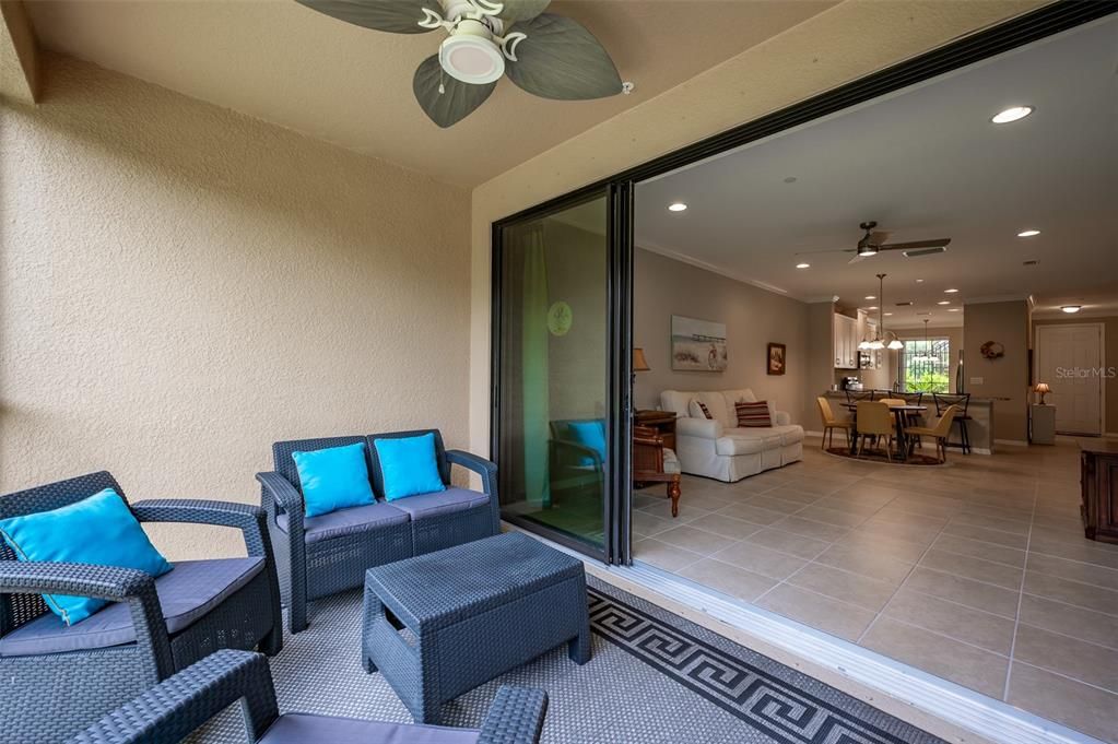 For Sale: $445,000 (2 beds, 2 baths, 1528 Square Feet)