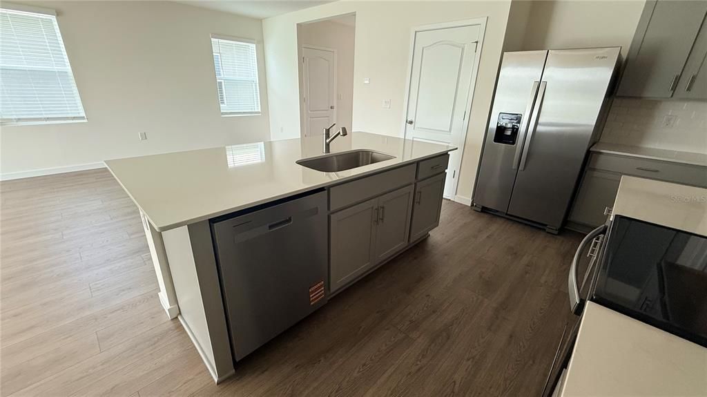 В аренду: $2,900 (5 спален, 3 ванн, 2447 Квадратных фут)