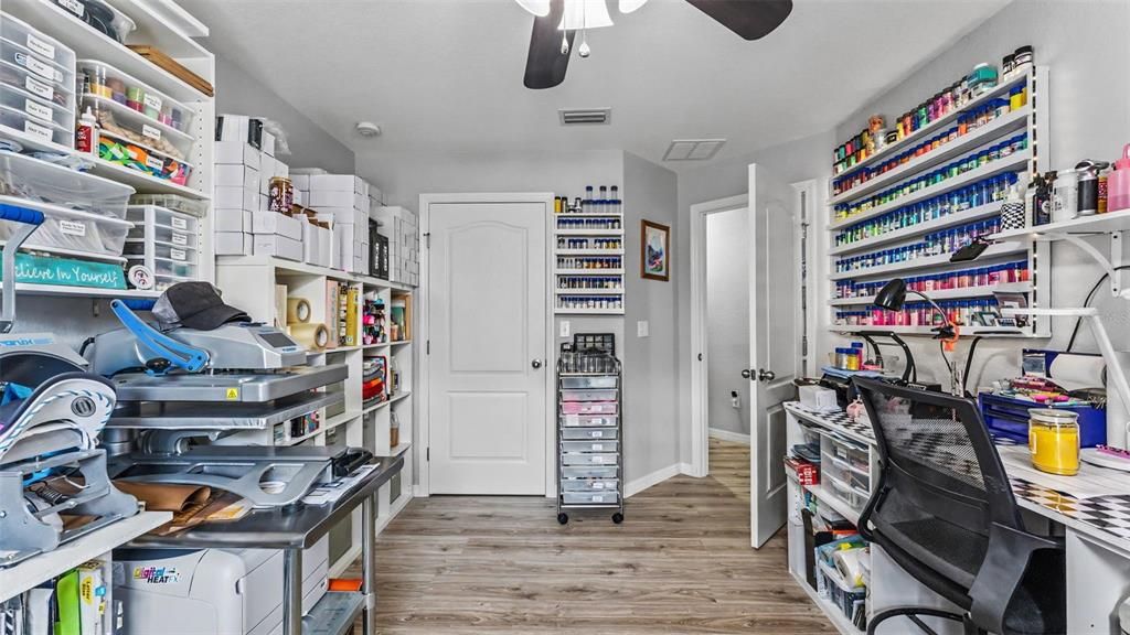 For Sale: $489,000 (4 beds, 3 baths, 3029 Square Feet)