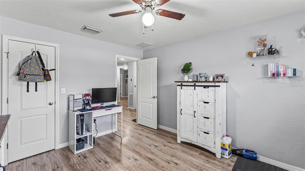 For Sale: $489,000 (4 beds, 3 baths, 3029 Square Feet)